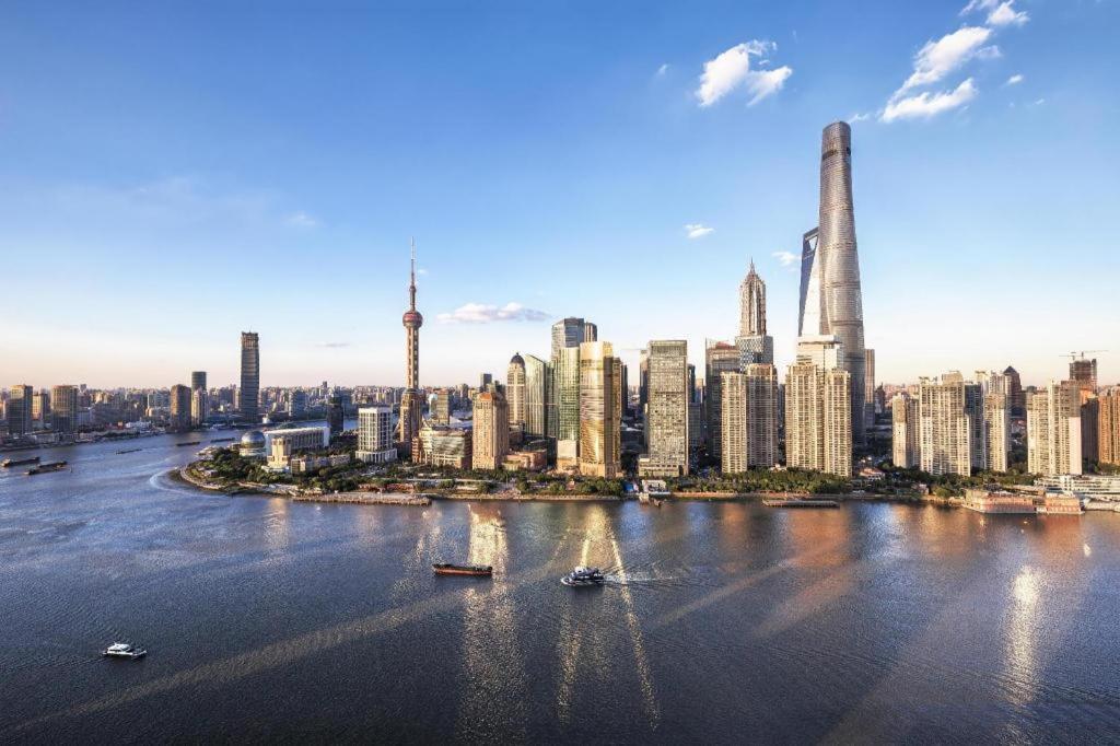 Ji Xujiahui Yishan Road Hotel 4*